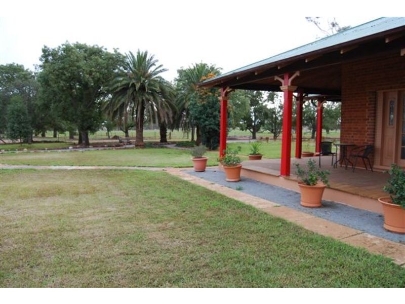3740 Narrandera Road, Colinroobie NSW 2700