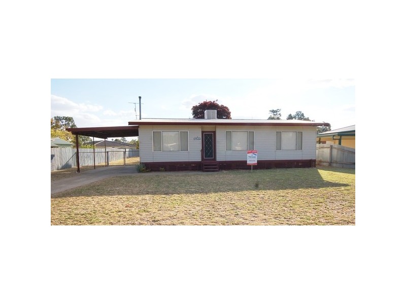 6 Bellbird Street, Coleambally NSW 2707