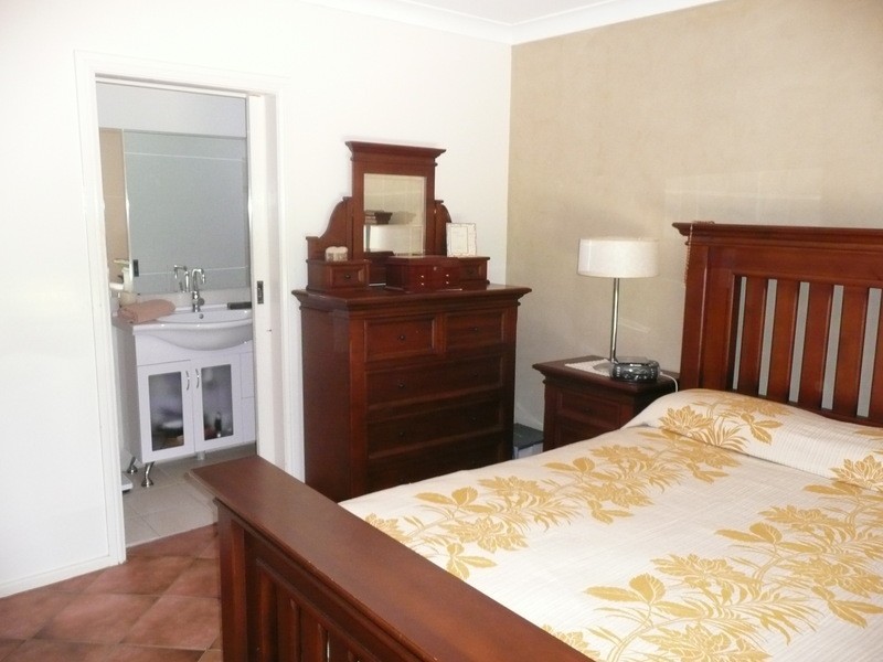 9 Burley Street, Griffith NSW 2680