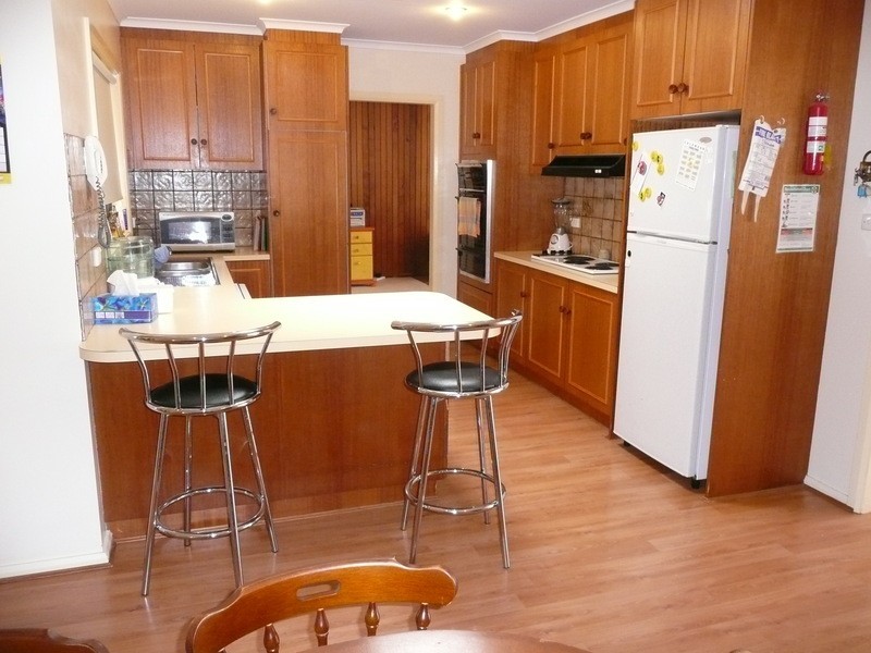 2a Mirrool Avenue, Yenda NSW 2681