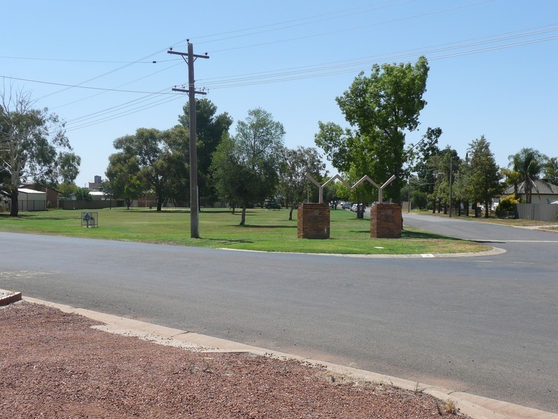 2a Mirrool Avenue, Yenda NSW 2681