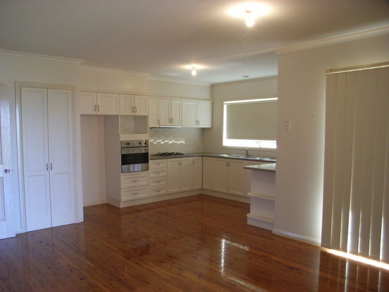 30 Nicholls Street, Griffith NSW 2680