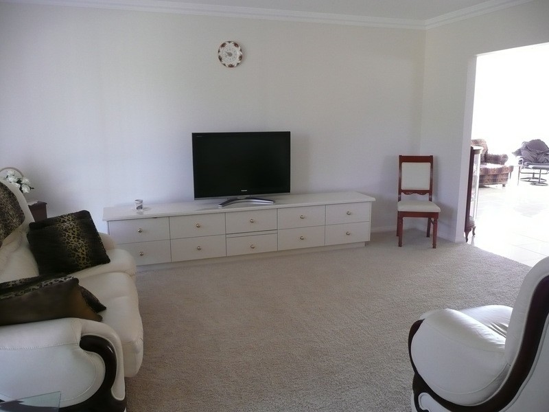 157 Clifton Boulevard, Griffith NSW 2680