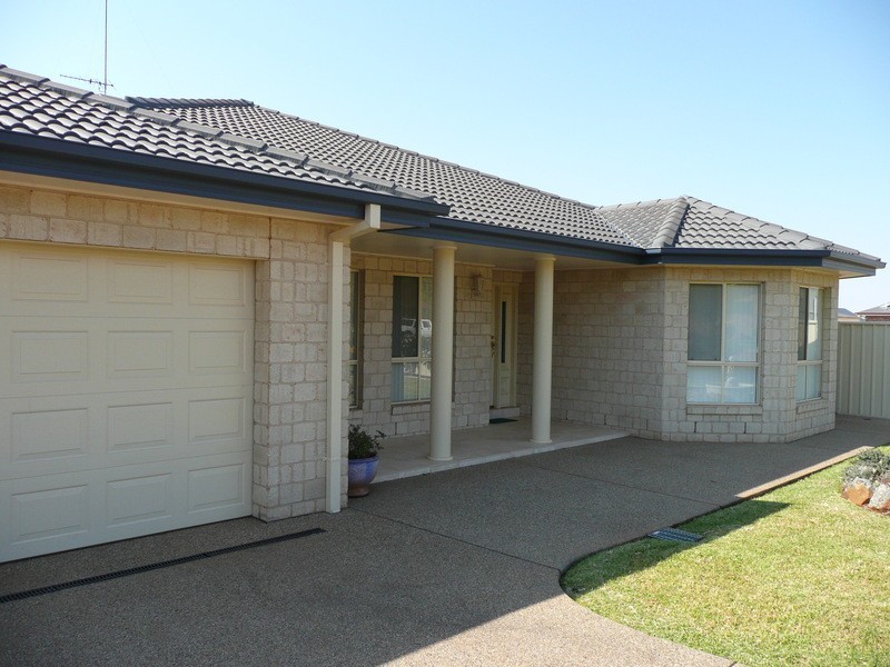 157 Clifton Boulevard, Griffith NSW 2680