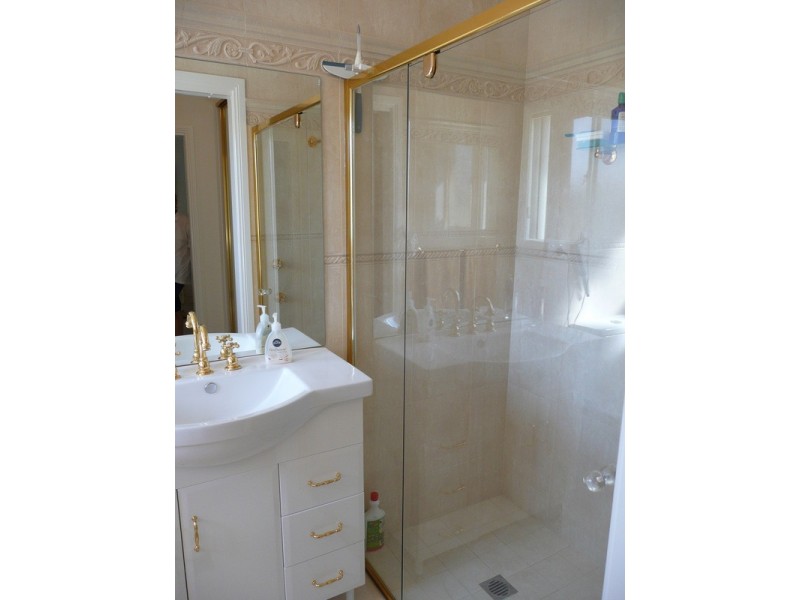 157 Clifton Boulevard, Griffith NSW 2680