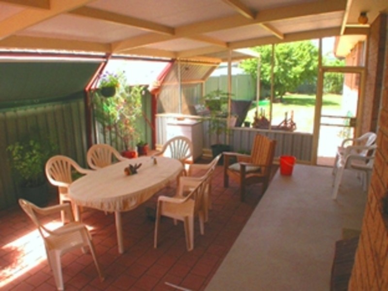 3 Aiden Close, Griffith NSW 2680