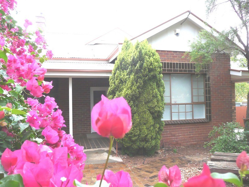 30 Noorebar Avenue, Griffith NSW 2680