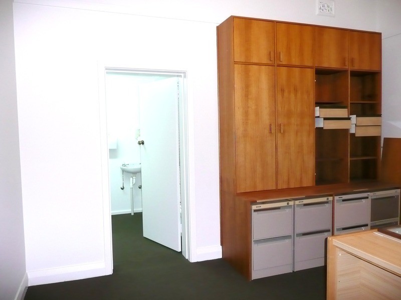 30 Noorebar Avenue, Griffith NSW 2680