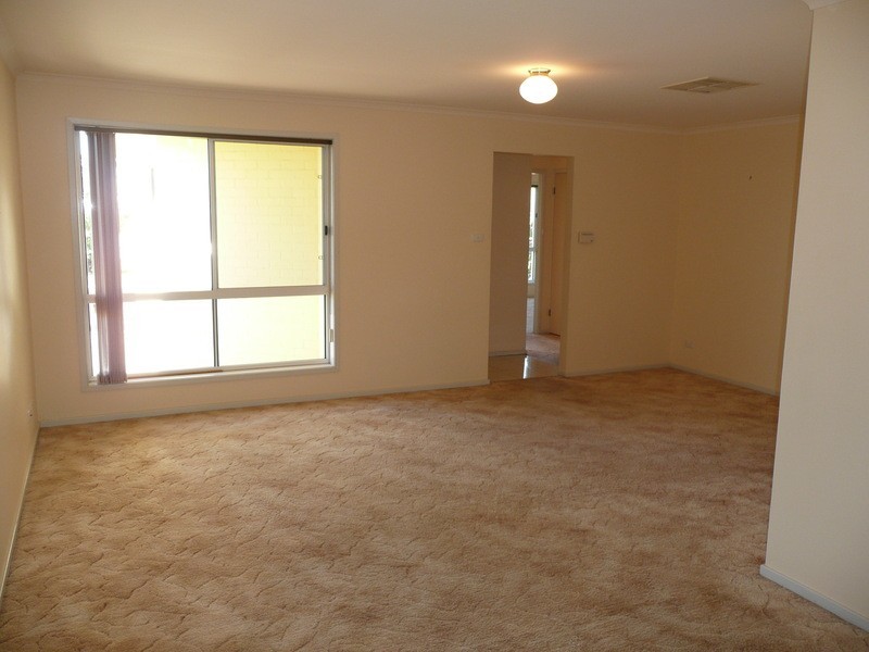 2/A McMahon Street, Griffith NSW 2680