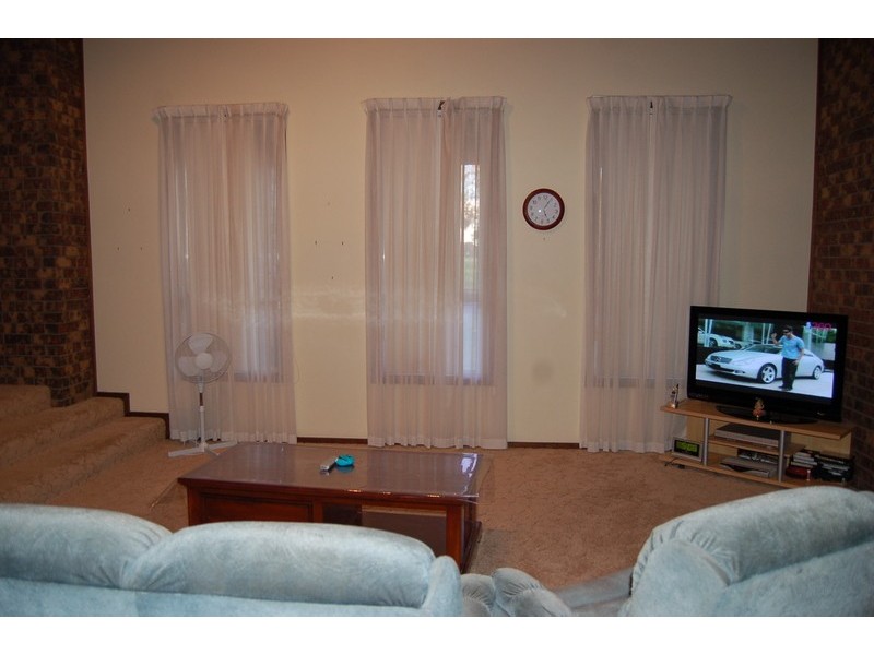 16 Doolan Crescent, Griffith NSW 2680