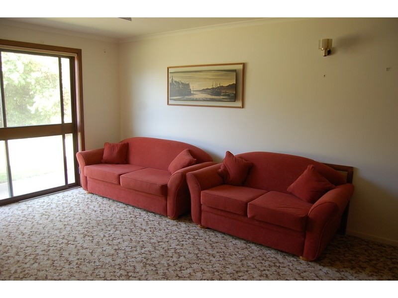 8 Sandpiper Street, Coleambally NSW 2707