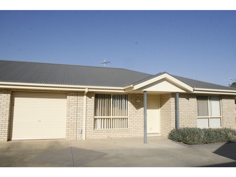 3/21-23 Watson Road, Griffith NSW 2680