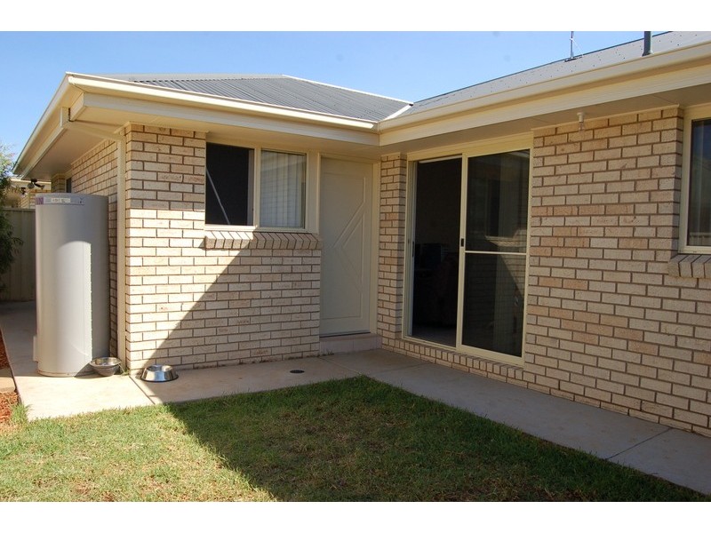 3/21-23 Watson Road, Griffith NSW 2680