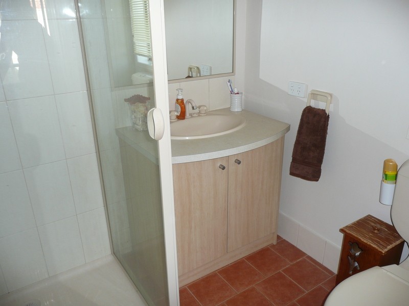 1 Altina Court, Yoogali NSW 2680