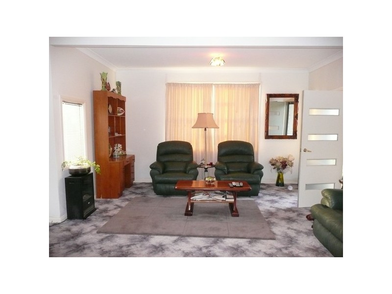 26 White Street, Darlington Point NSW 2706