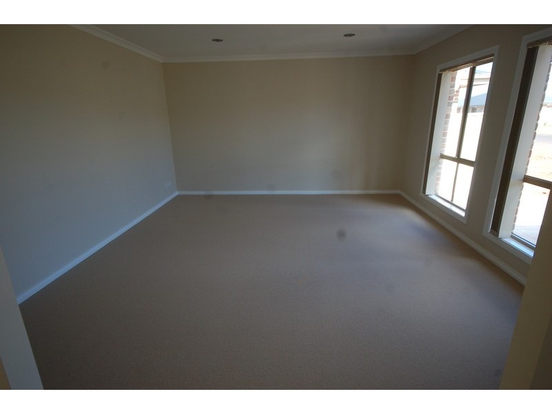 32 Gillmartin Road, Griffith NSW 2680