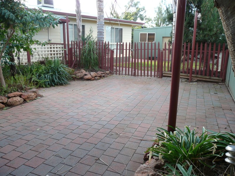 40 Middleton Avenue, Griffith NSW 2680