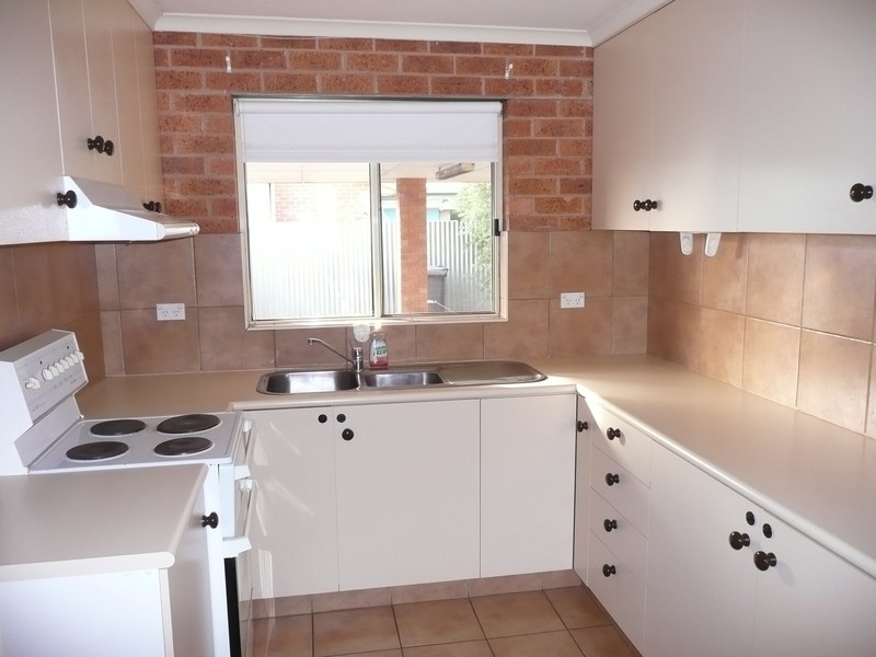17 Chant Street, Darlington Point NSW 2706
