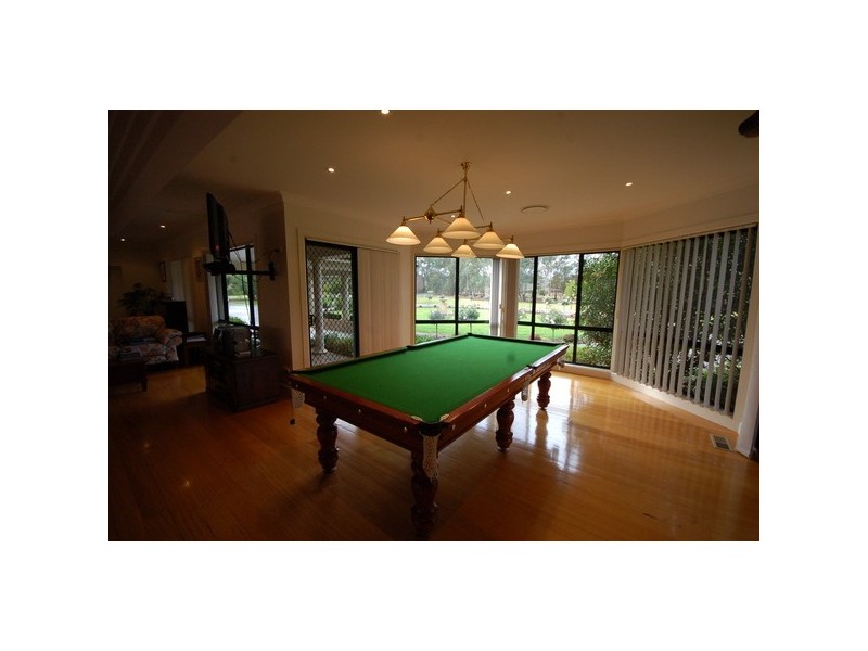 12 Fawcett Drive, Lake Wyangan NSW 2680