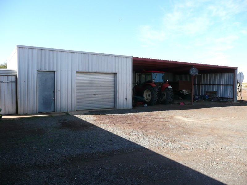 Farm 2776 Marchington Road, Yenda NSW 2681