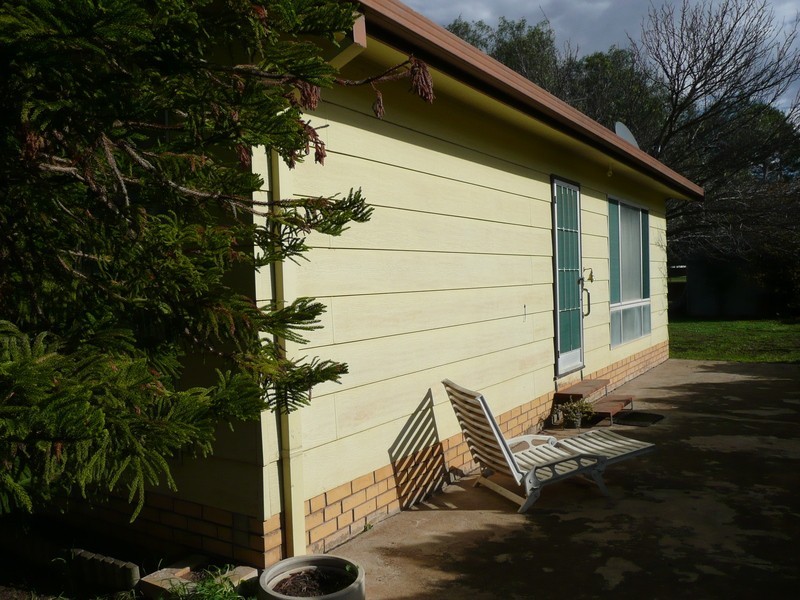 3 Carrington Street, Darlington Point NSW 2706