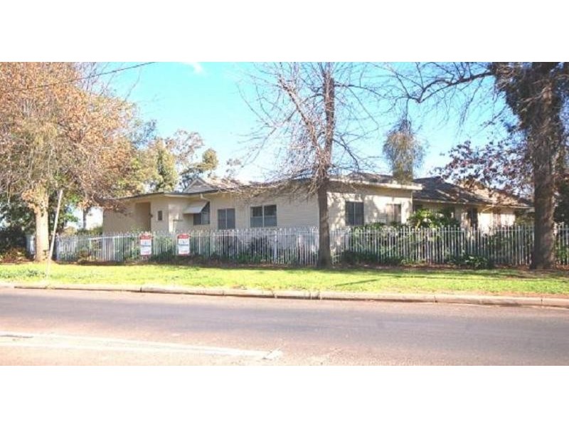 2 Palla Street, Griffith NSW 2680