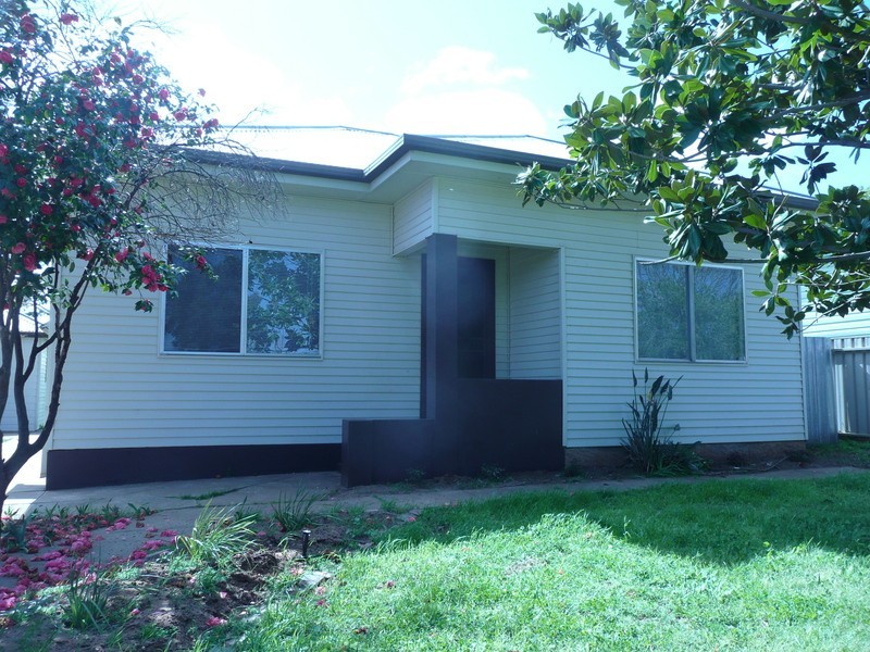 23 Almoola Street, Griffith NSW 2680