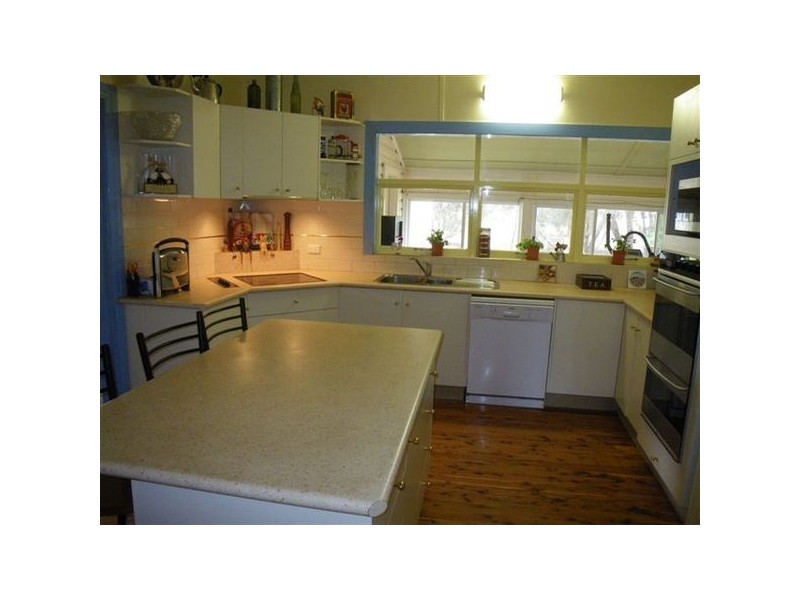 Farm  1640 Myall Park Road, Yenda NSW 2681