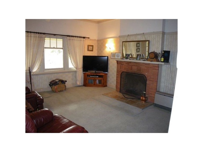 Farm  1640 Myall Park Road, Yenda NSW 2681