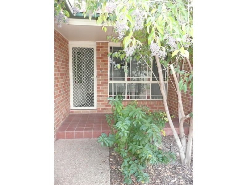 2/38 Binya Street, Griffith NSW 2680