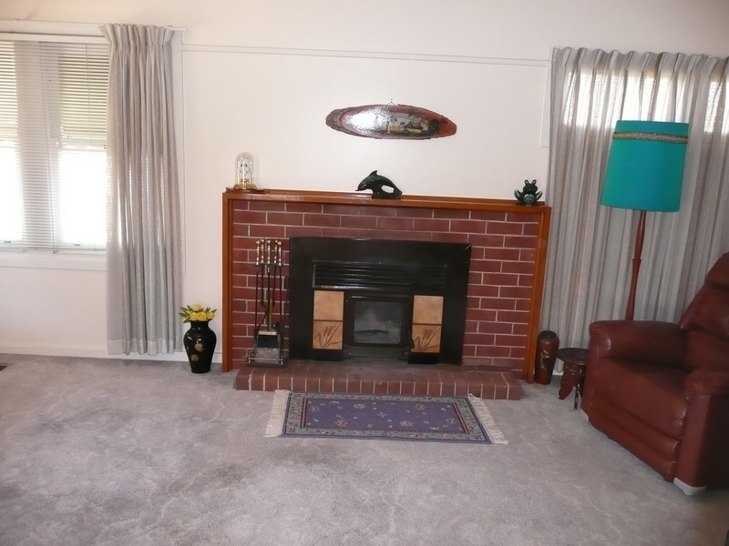 15 Hay Road, Darlington Point NSW 2706