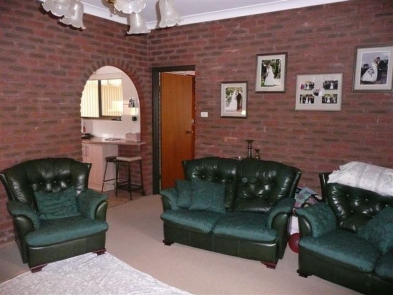172 Merrigal Street, Griffith NSW 2680