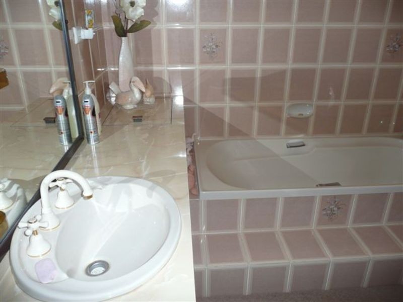 172 Merrigal Street, Griffith NSW 2680