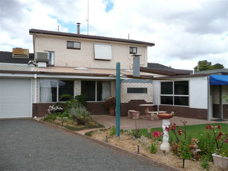 172 Merrigal Street, Griffith NSW 2680