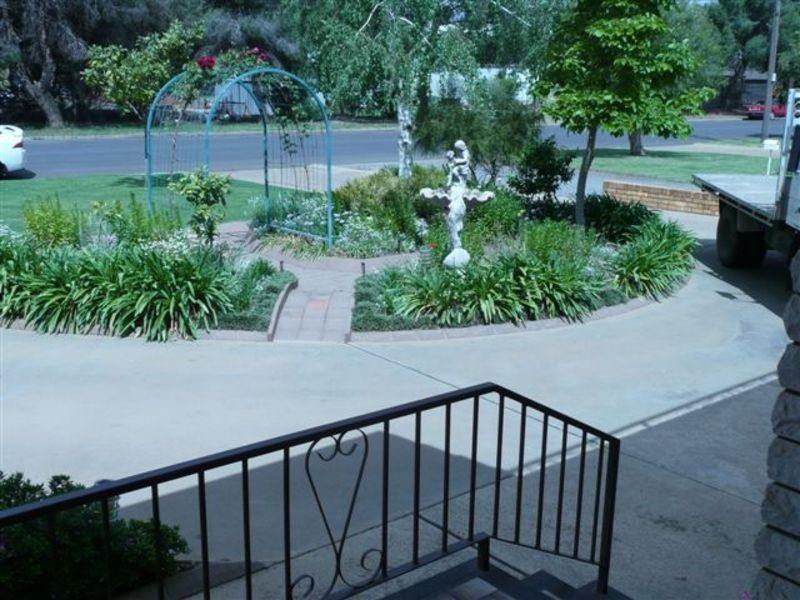 172 Merrigal Street, Griffith NSW 2680