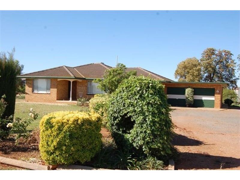 Farm 767 Barracks Road, Yenda NSW 2681