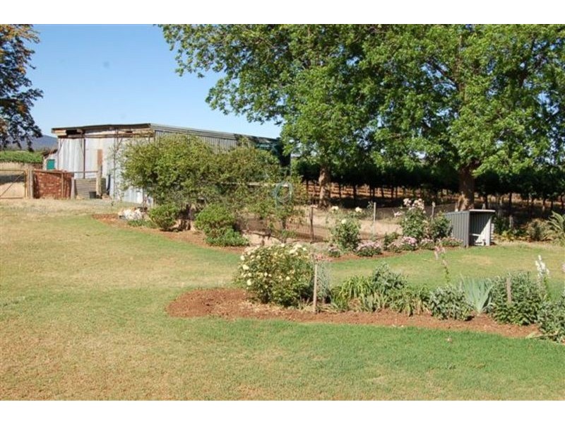 Farm 767 Barracks Road, Yenda NSW 2681