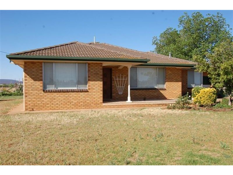 Farm 767 Barracks Road, Yenda NSW 2681