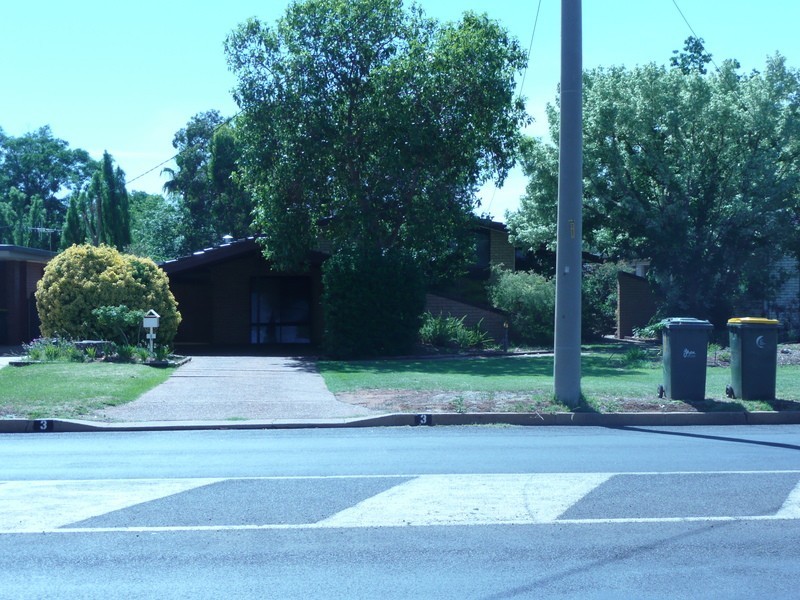 3 Blumer Avenue, Griffith NSW 2680