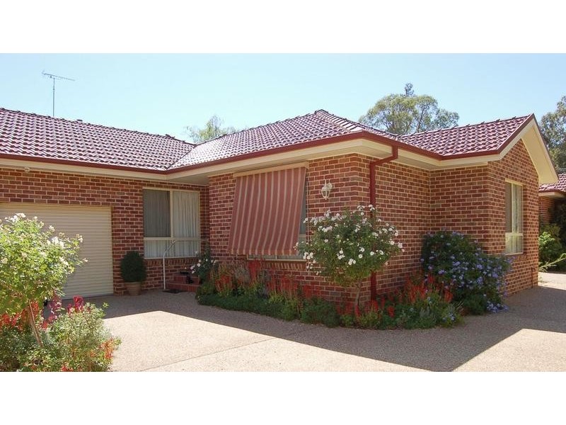 2/3 Boonah Street, Griffith NSW 2680