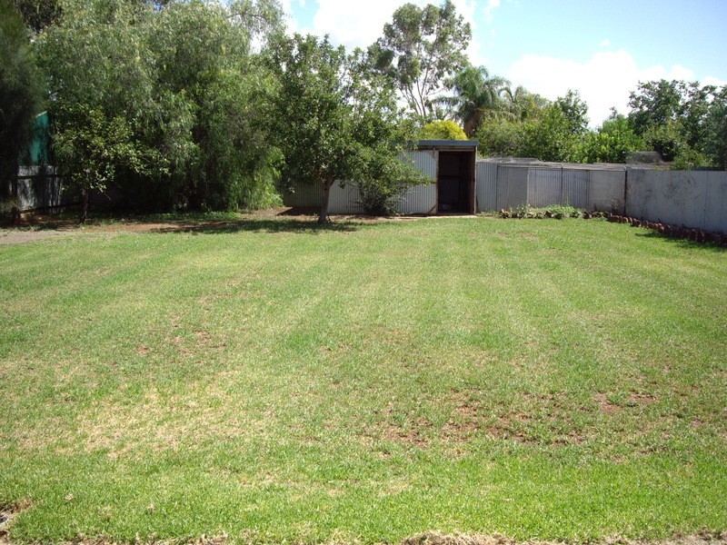 25 School Street, Hanwood NSW 2680