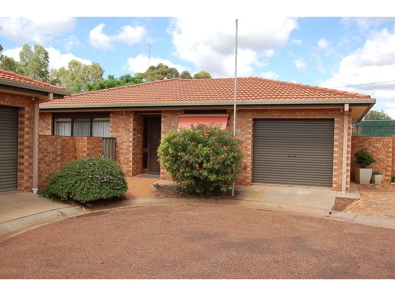 2/4-6 Beale Street, Griffith NSW 2680