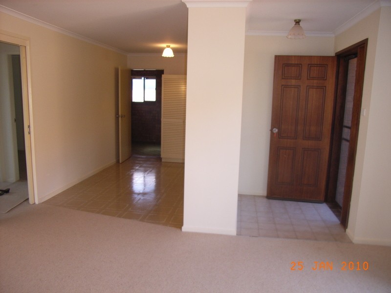 2/4-6 Beale Street, Griffith NSW 2680