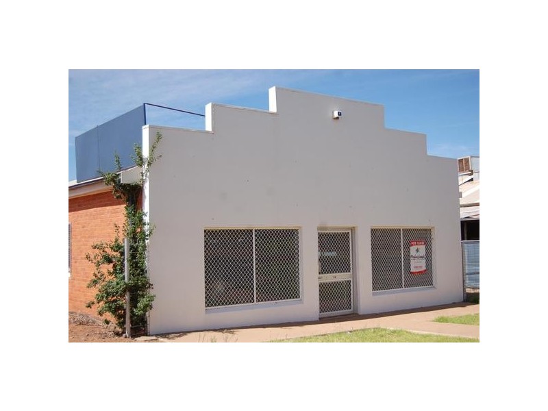 24 Benerembah Street, Griffith NSW 2680