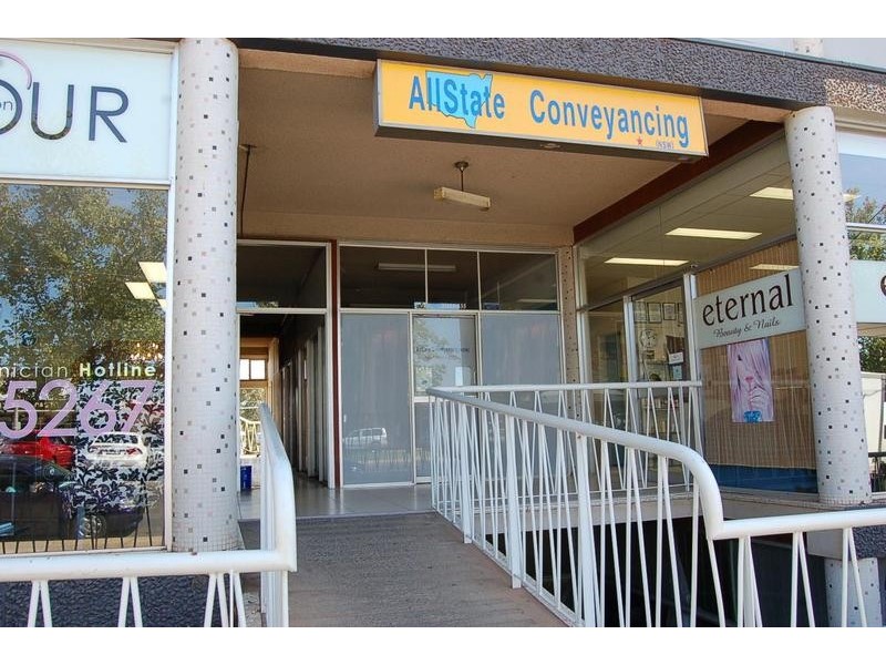 Unit 2/431 Banna Avenue, Griffith NSW 2680