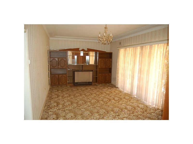 4 Carrathool Street, Griffith NSW 2680