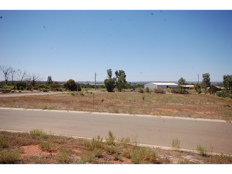 30  Bella Vista Drive, Lake Wyangan NSW 2680