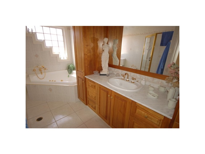 38  Waugh Street, Griffith NSW 2680