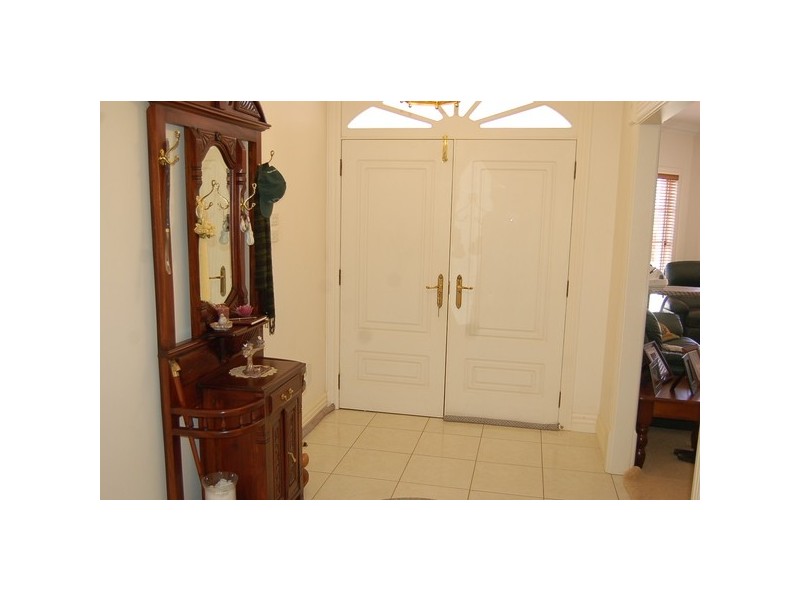 38  Waugh Street, Griffith NSW 2680