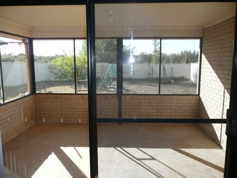 33 Dickson Road, Griffith NSW 2680